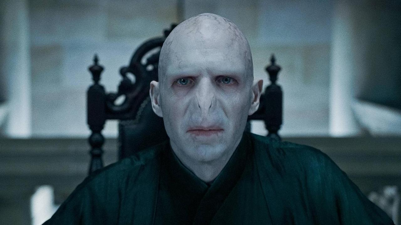 Der Schauspieler Ralph Fiennes in der Rolle des Lord Voldemort in der Harry-Potter-Reihe.