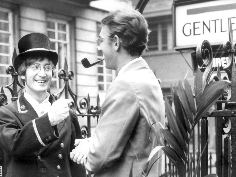 Beatle-Star John Lennon bei einem Gastauftritt in der Fernsehshow "Not only ... but also".
