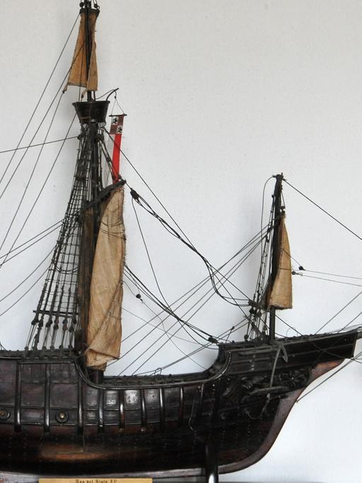 Schiffsmodell der Pinta, dem Schiff mit dem Kolumbus nach Amerika gesegelt ist.