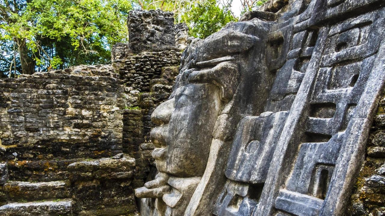 Maya-Stätte auf der Halbinsel Yucatan, in Belize.
