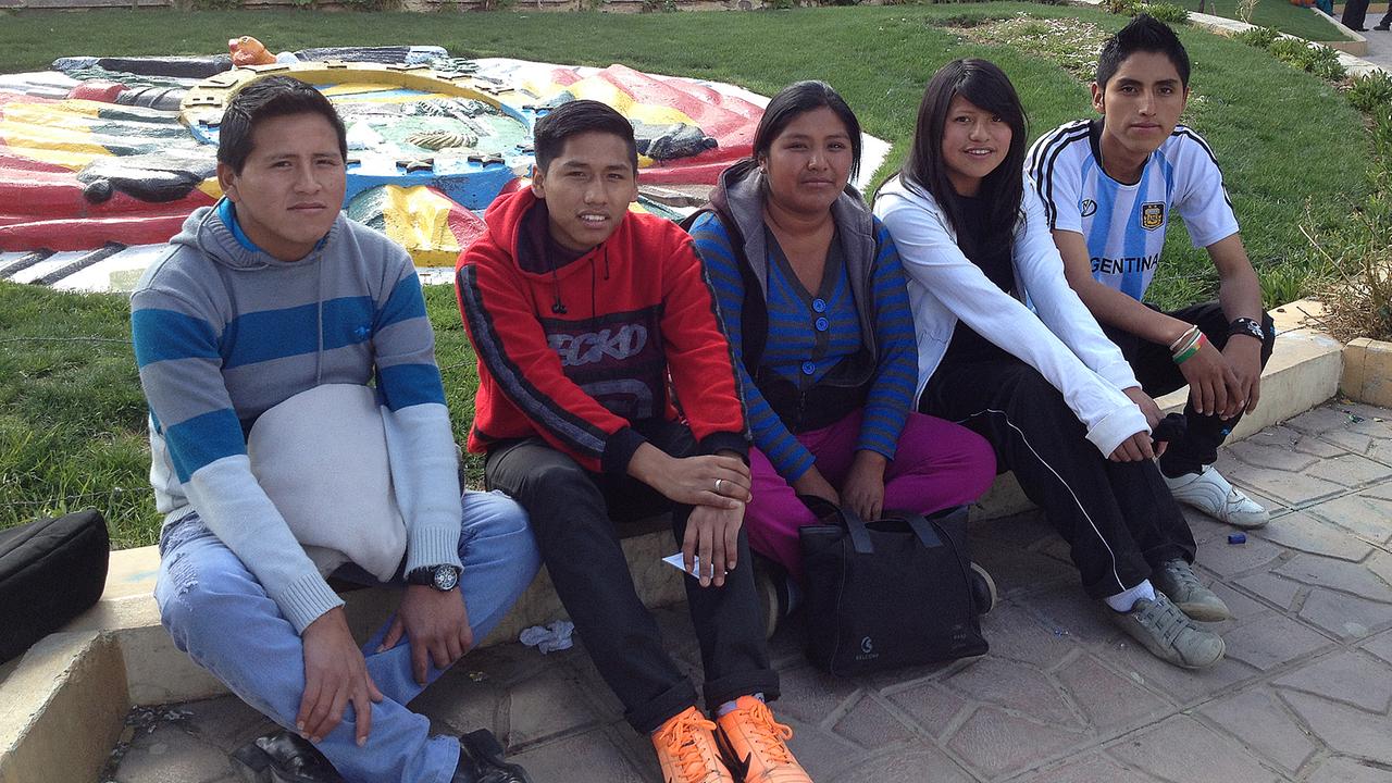 Die Kindergewerkschafter von Oruro: Osmar, David, Miriam, Andrea und Mario (v.l.n.r.)