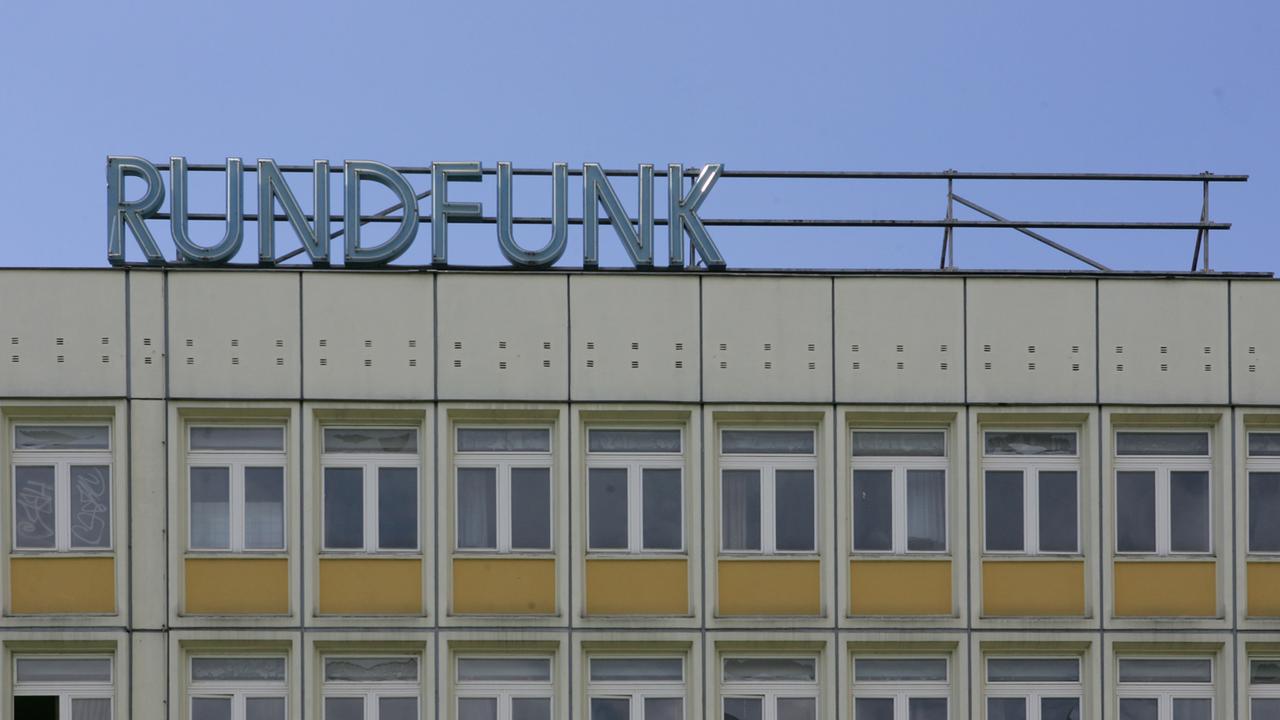 Das Gelände des ehemaligen Rundfunks der DDR in der Nalepastraße in Berlin - aufgenommen 2006. 