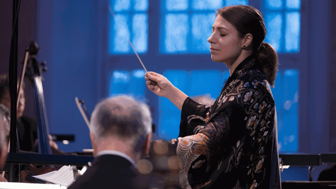 Die Dirigentin Dalia Stasevska