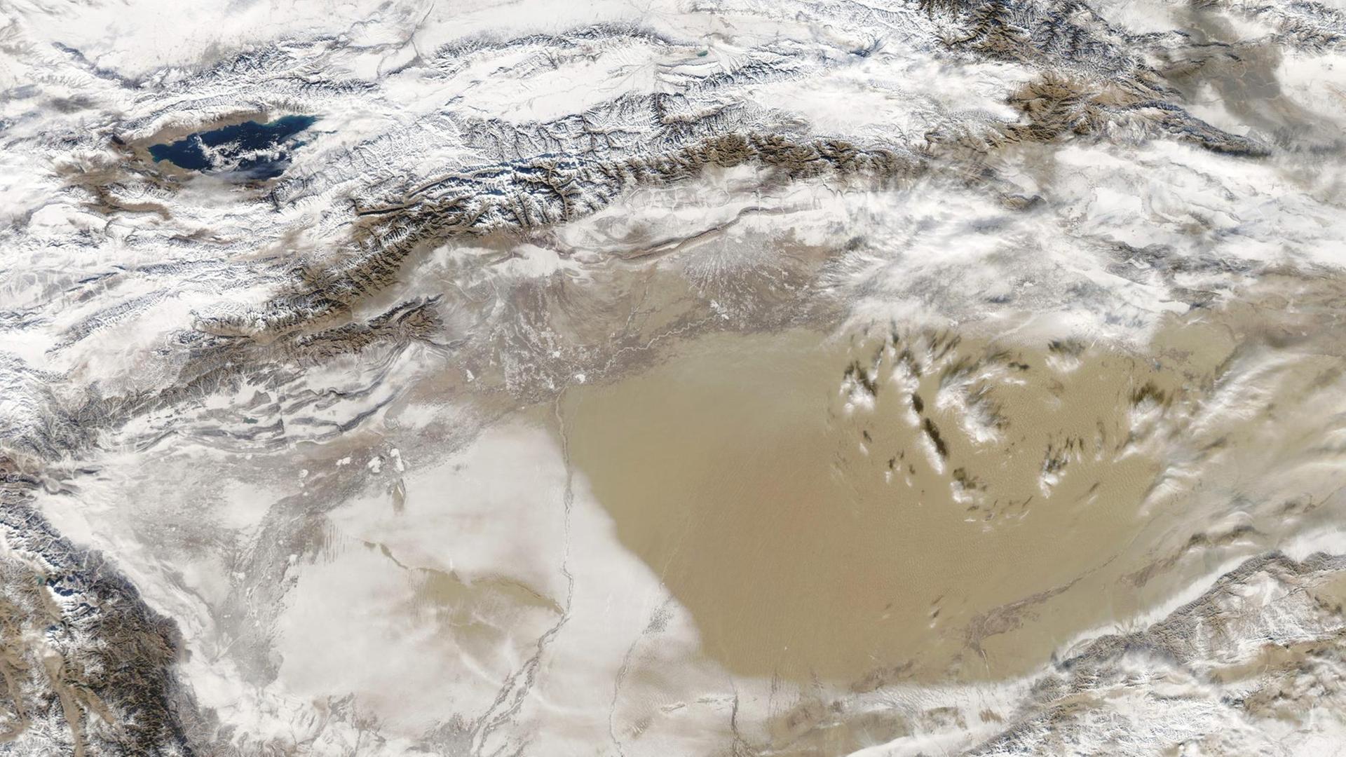Gebirgskette in Zentralasien mit dem Tien Shan