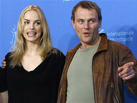 Nina Hoss und Devid Striesow spielen die Hauptrollen in "Yella" Nina Hoss und Devid Striesow spielen die Hauptrollen in "Yella"
