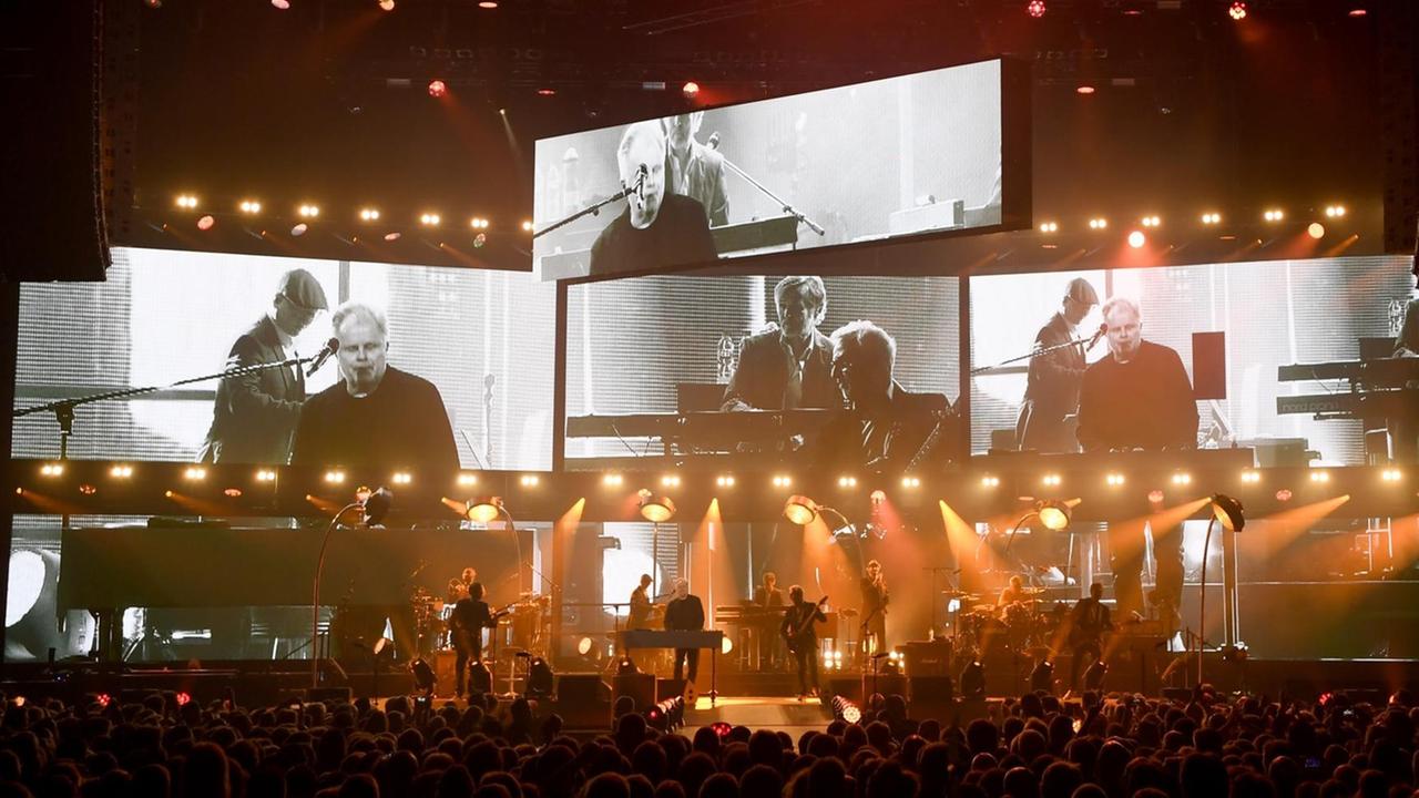 Herbert Grönemeyer und Band bei seinem Kieler Konzert zum Auftakt der Tournee.