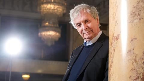 Der Komponist Philippe Boesmans, aufgenommen im Stuttgarter Opernhaus