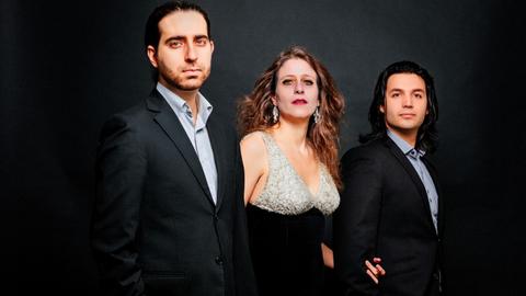 The Pianos Trio mit Carlo Maria Griguoli, Giorgia Tomassi und Alessandro Stella 