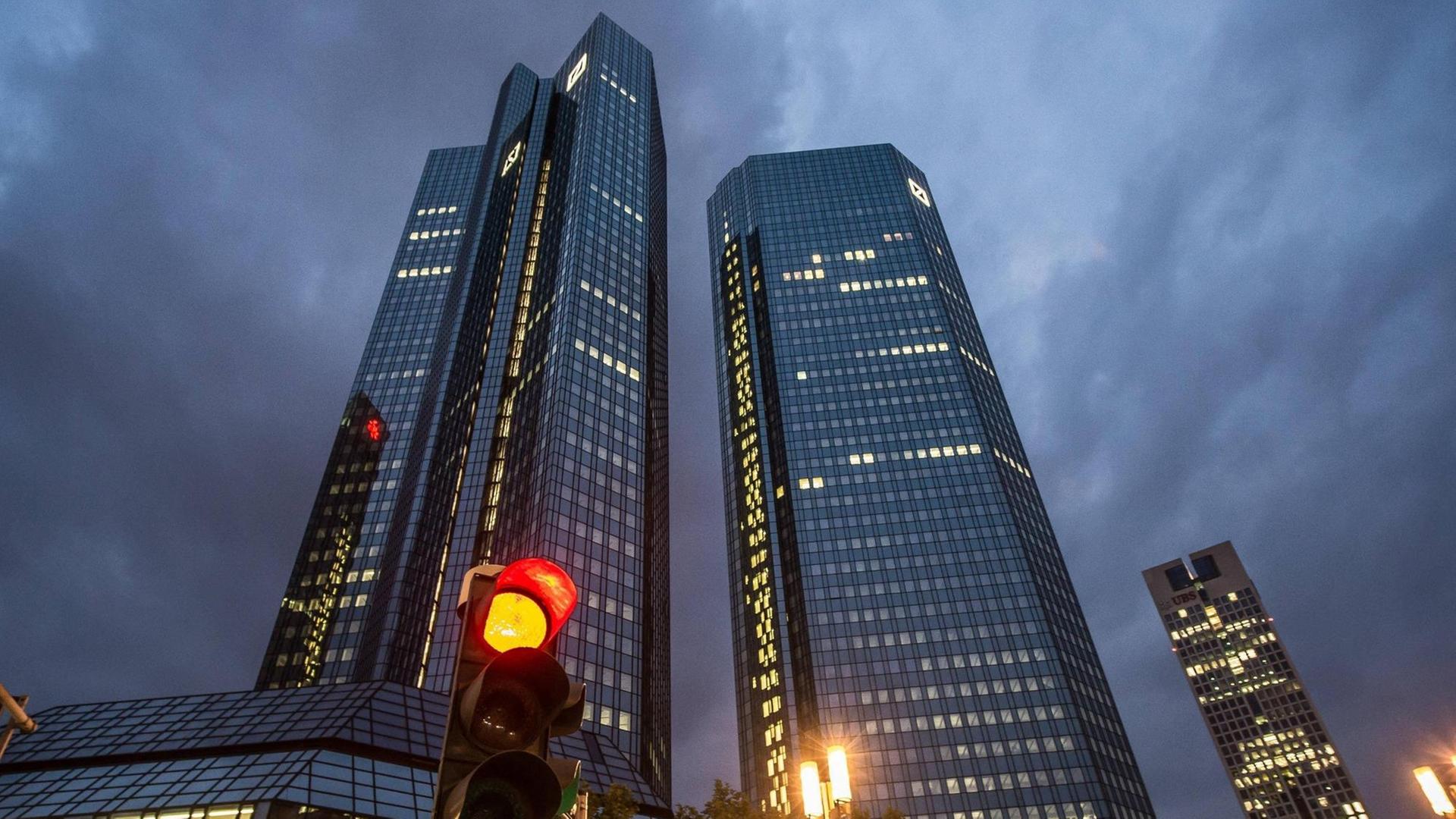 Deutsche Bank Geldhaus im Dauerumbau