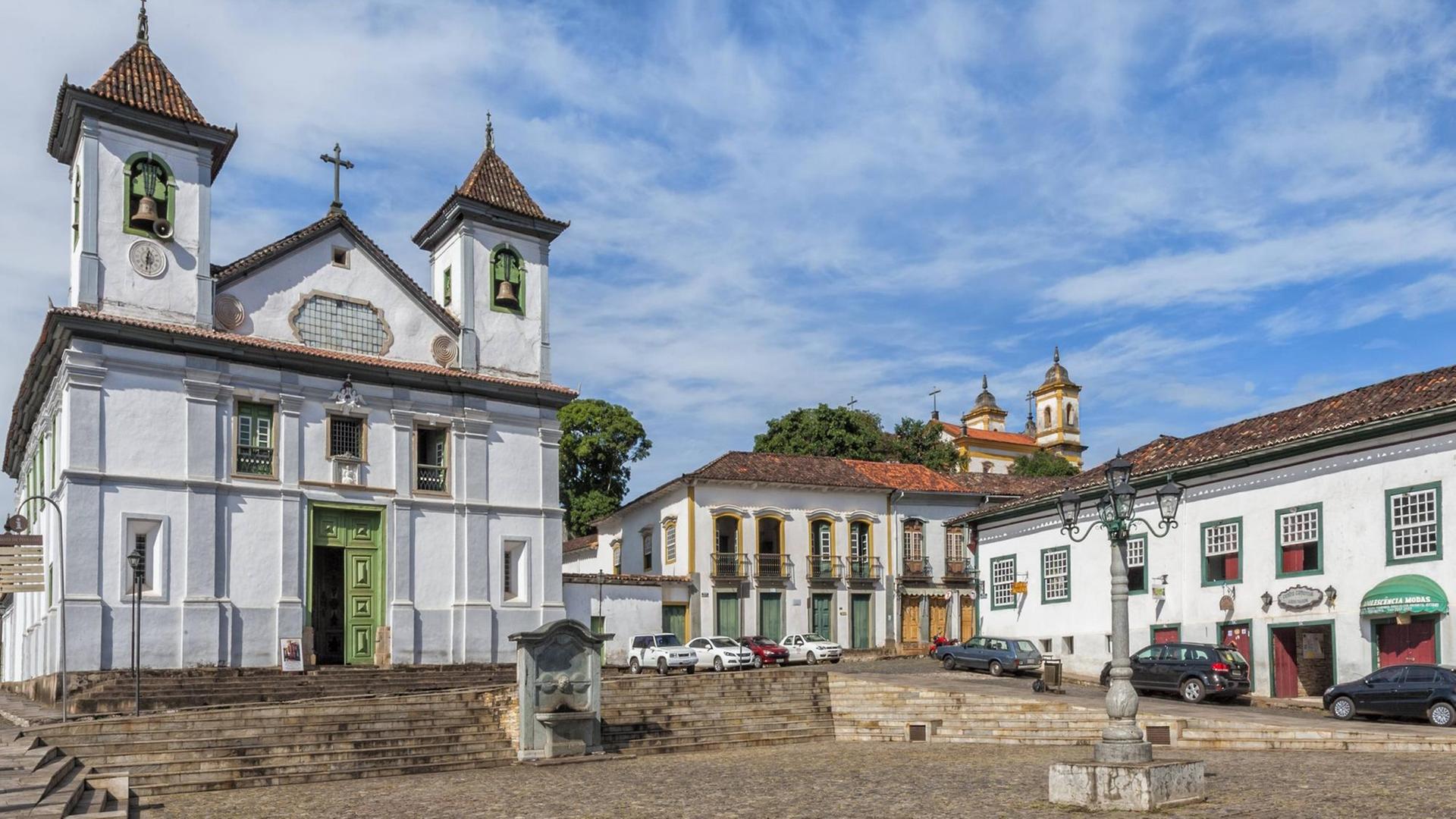 Die Kathedrale in Mariana, auch genannt die Basilica de Nossa Senhora da Assunçao.