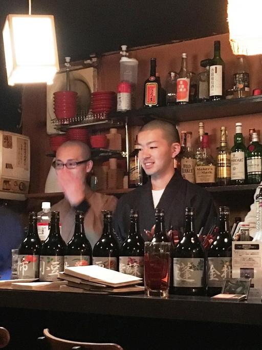 Die "Vows"-Bar in Tokyo wird von buddhistischen Mönchen betrieben
