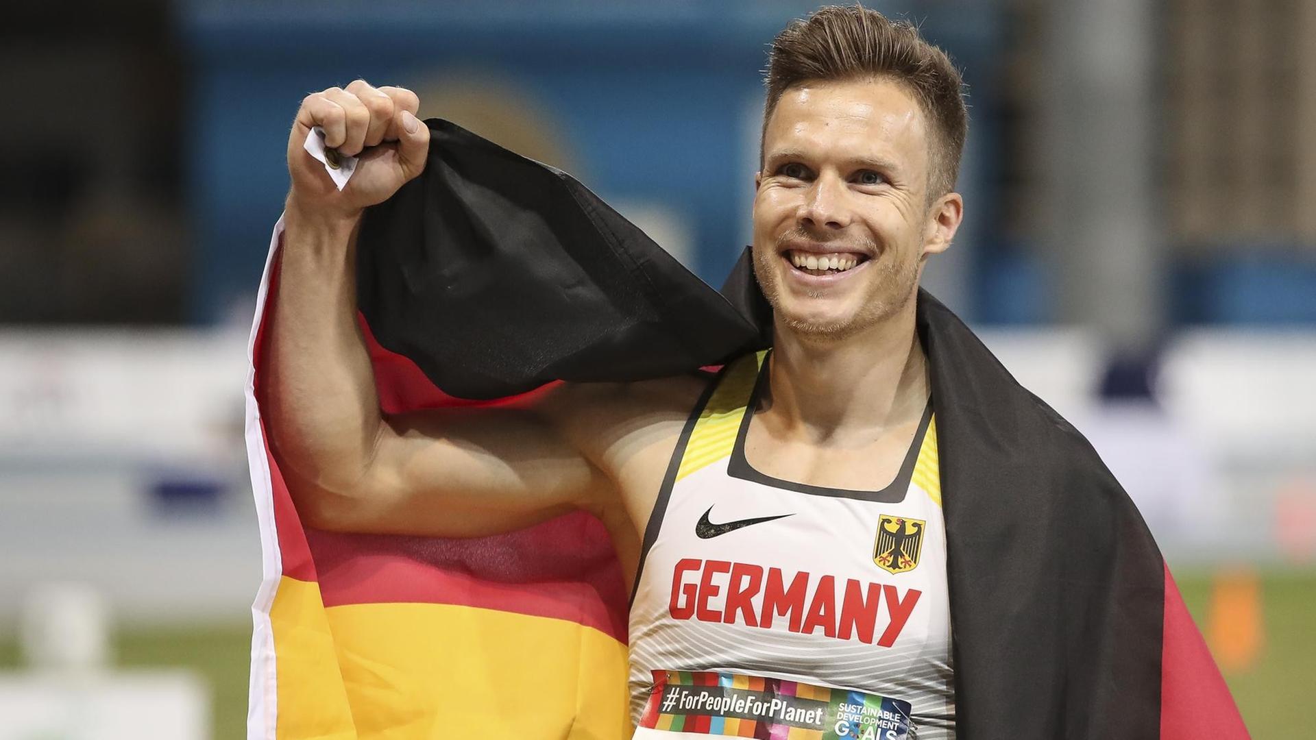 Markus Rehm hat bei der Para-WM der Leichtathleten in Dubai seine sechste deutsche Goldmedaille gewonnen.