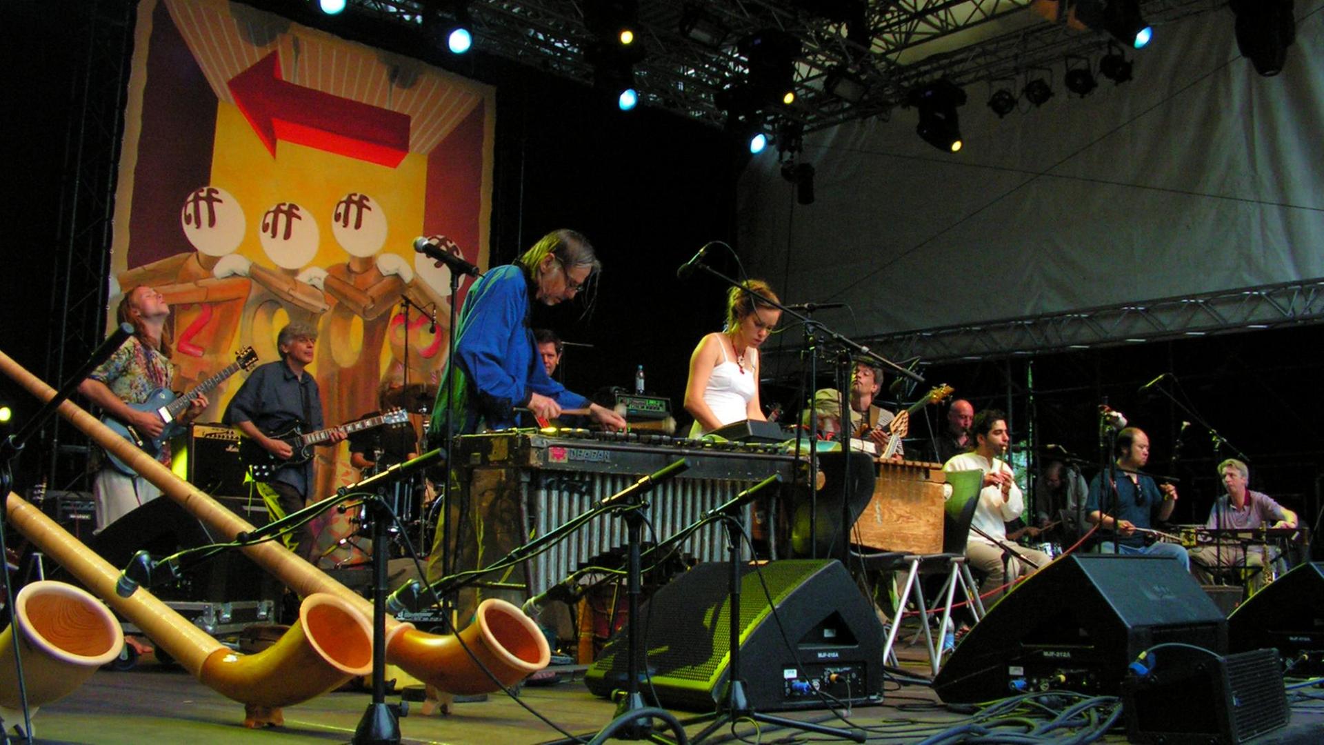 Ausgezeichnet mit dem Weltmusikpreis "Ruth": Die Band Embryo beim Tanz- u. Folkfestival Rudolstadt