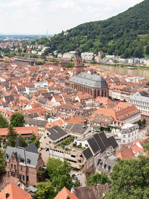 Die Altstadt von Heidelberg, gesehen vom Schloss