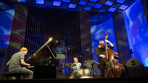 Das Django Bates Trio "Belovèd" beim Jazzfest Bonn 2018
