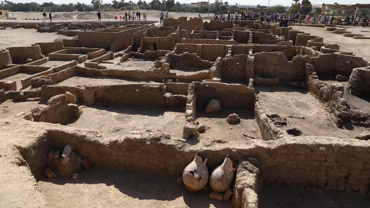 Die Ausgrabung der 3000 Jahre alten Goldenen Stadt in der Nähe von Luxor ist eine Sensation.