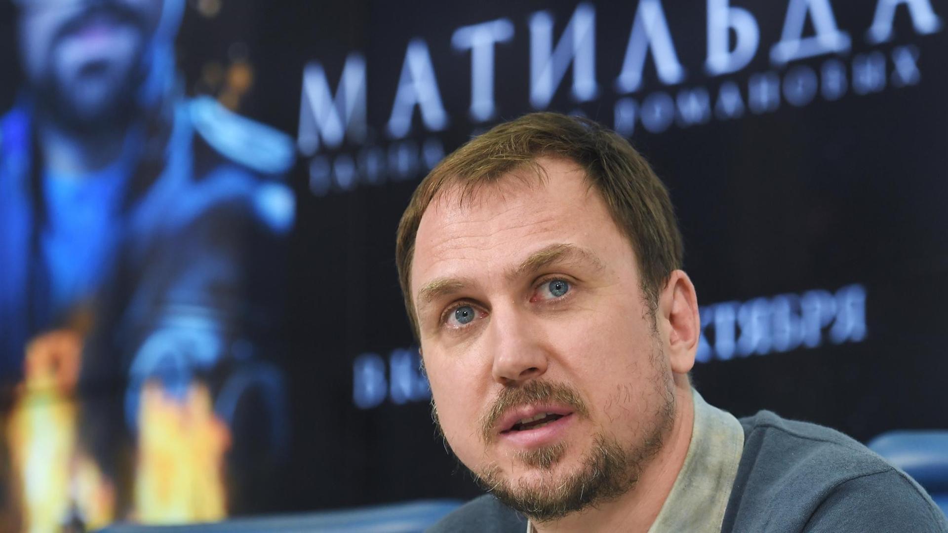 Der deutsche Schauspieler Lars Eidinger bei der Vorstellung des Films "Matilda" in Russland.