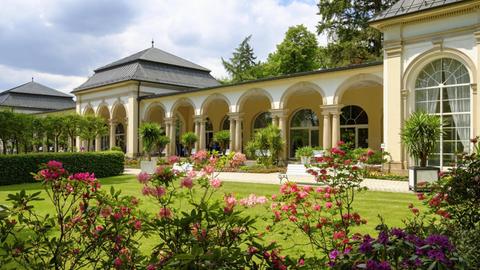 Die Säulenwandelhalle im Kurpark, Bad Steben