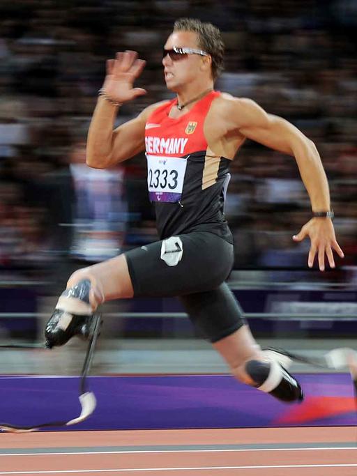 David Behre beim 200-Meter-Lauf während der Paralympics in London.