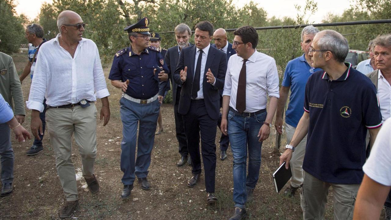 Der italienische Premierminister Matteo Renzi besuchte die Unglücksstelle.