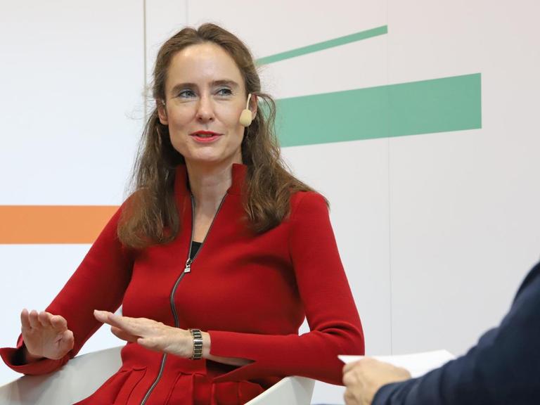 Die Schriftstellerin Tanja Kinkel beim Bücherherbst-Gespräch auf der Frankfurter Buchmesse