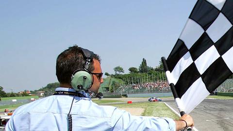 Auch hohe Zielboni haben eine sehr kleine Halbwertzeit. Auch hohe Zielboni haben eine sehr kleine Halbwertzeit.