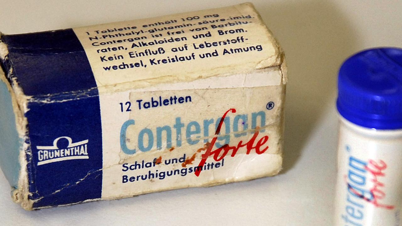 Eine Originalpackung des Medikamentes Contergan am 13.11.2007 in Ulm. Durch das Schlafmittel Contergan des Pharmaherstellers Grünenthal kam es in den fünfizger und sechziger Jahren zu Missbildungen bei Neugeborenen.