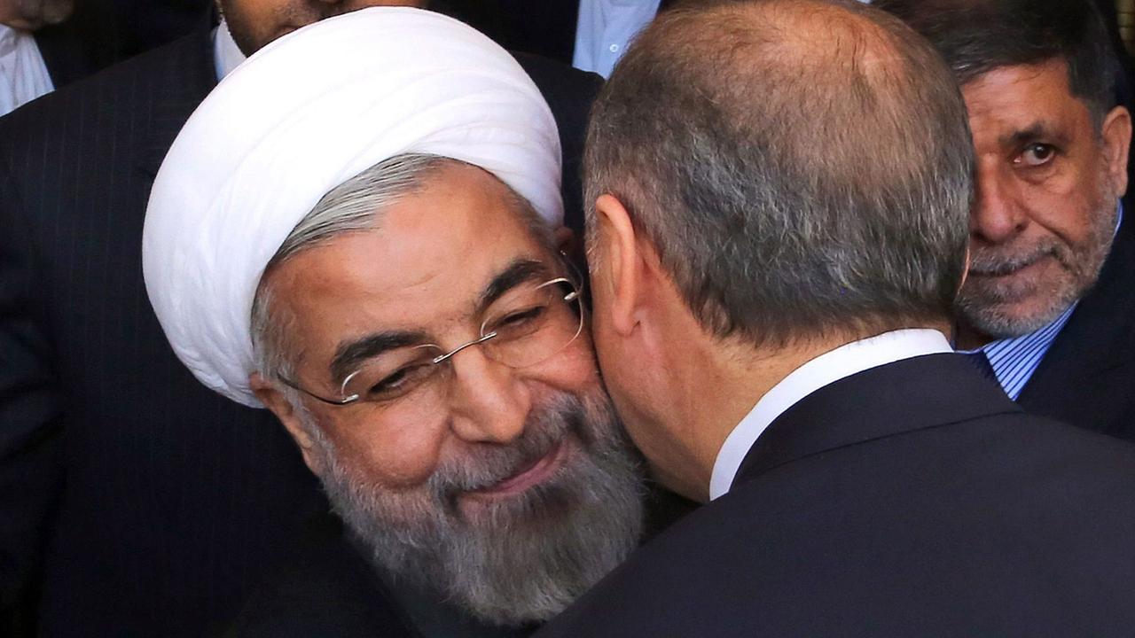 Irans Präsident Hassan Ruhani und der türkische Präsident Recep Tayyip Erdogan Anfang 2014,
