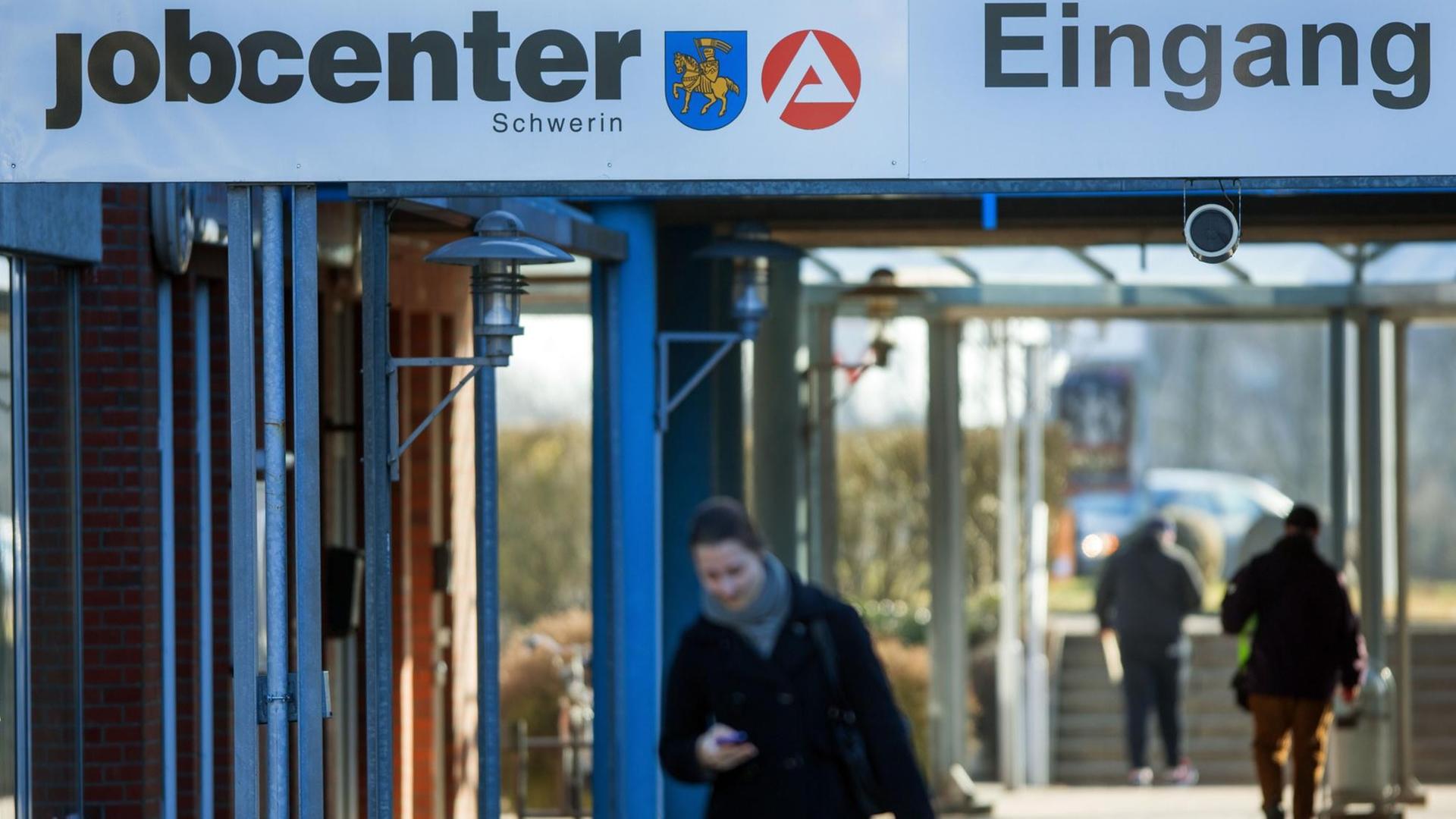 Arbeitsamt Ich Möchte Mit Ihnen Ihre Aktuelle Berufliche Situation Besprechen Immer die gleiche Vorlade-Floskel. „Ich möchte mit Ihnen Ihre aktuelle