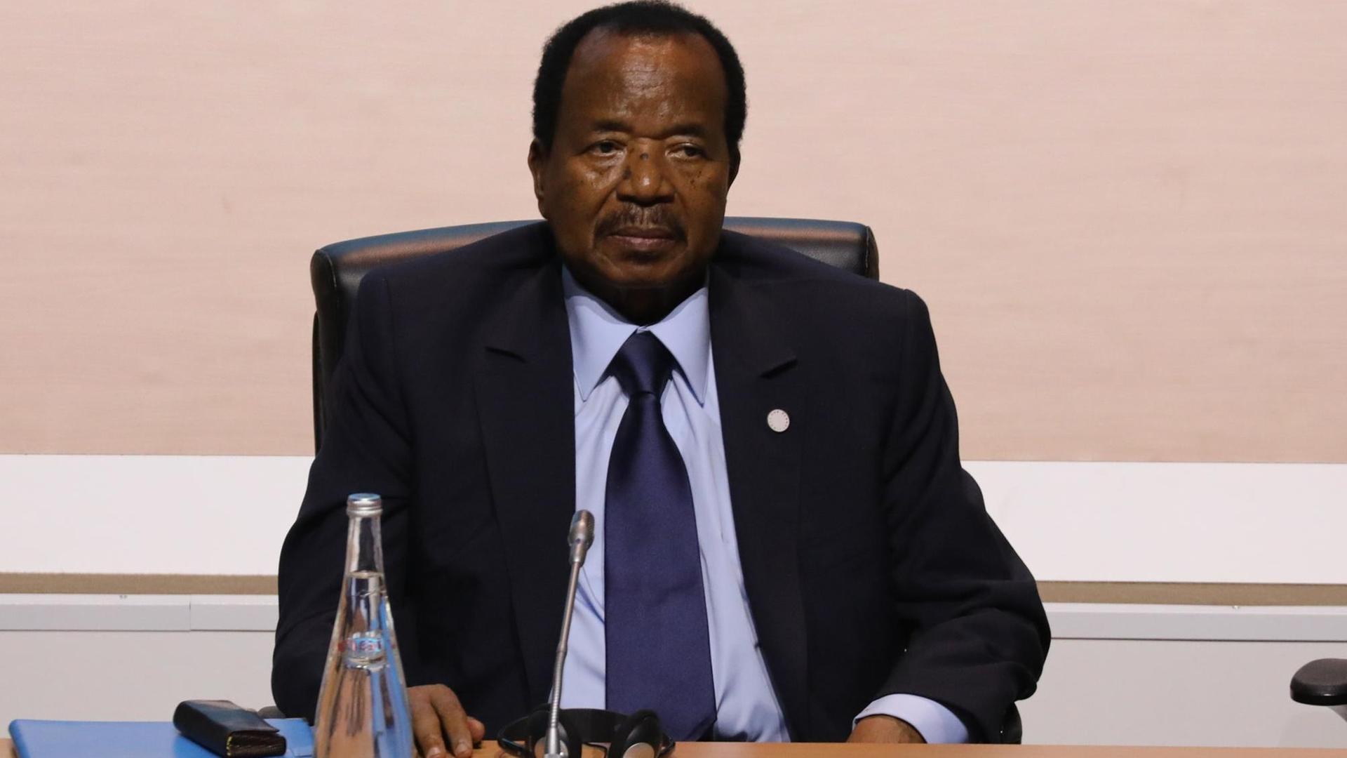 Kameruns Präsident Paul Biya während einer Sitzung des One Planet Summit am 12. Dezember 2017 in der Nähe von Paris.