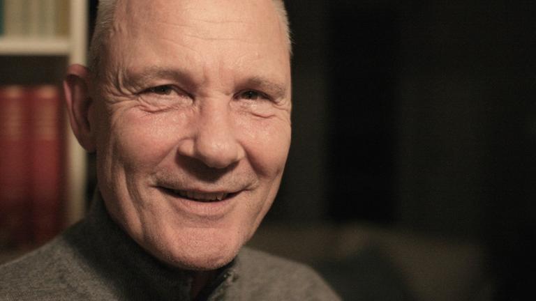 Wolff Heintschel von Heinegg lacht. Wolff Heintschel von Heinegg lacht.