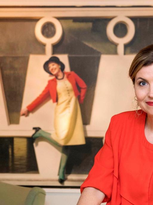 Ein Porträt von Nicola Bramkamp, künstlerische Leiterin von SAVETHEWORLD,