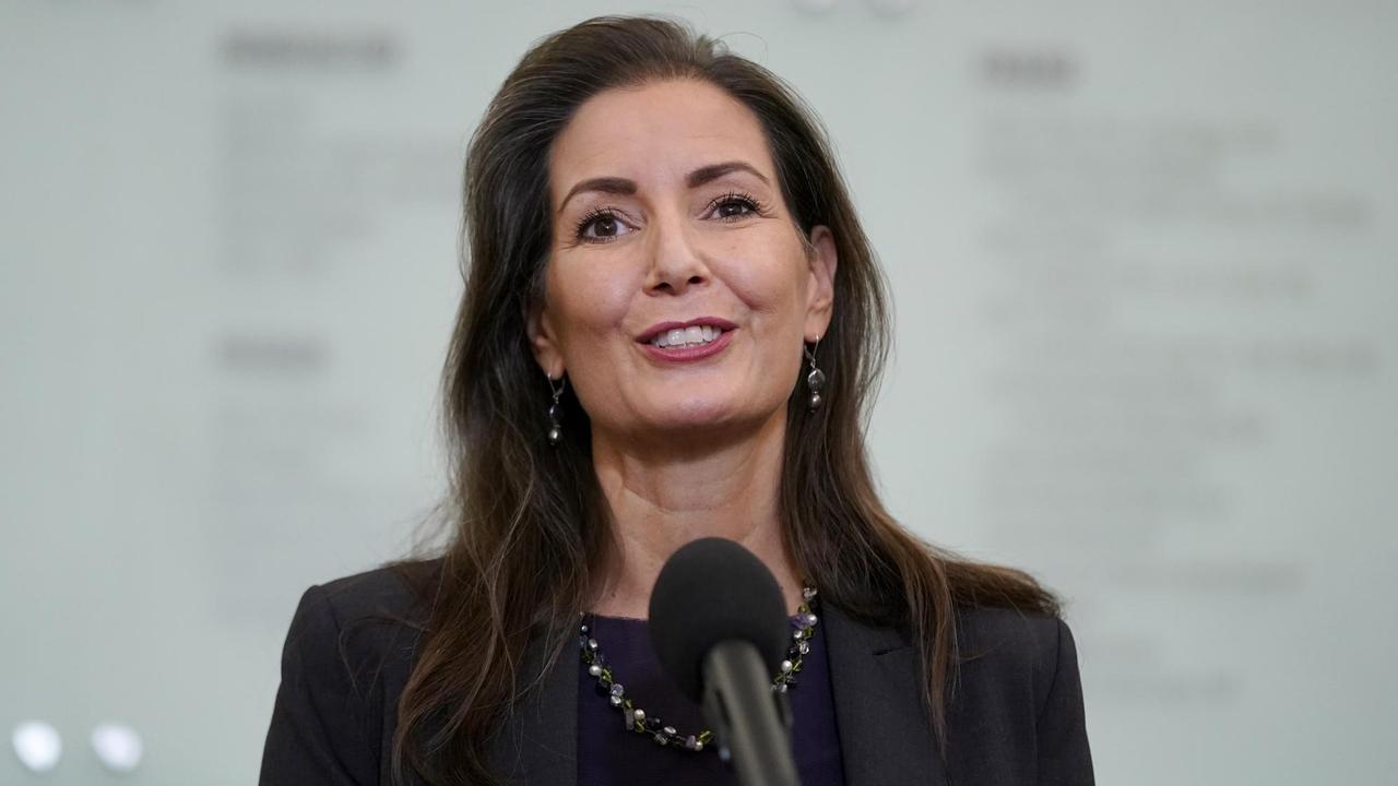 Porträt von Oaklands Bürgermeisterin Libby Schaaf