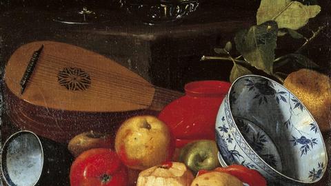 Gemälde von Äpfeln, einer Mandolino und einer Schüssel