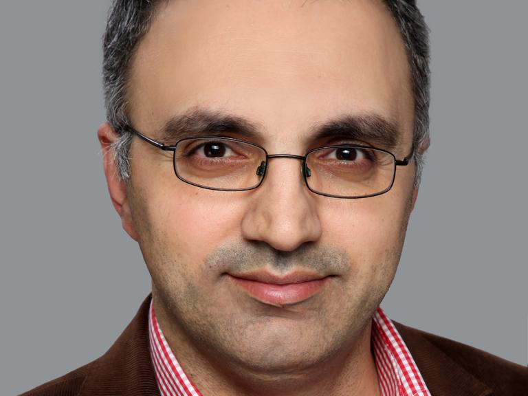 Ein Porträtfoto des Türkeiwissenschaftlers Yasar Aydin