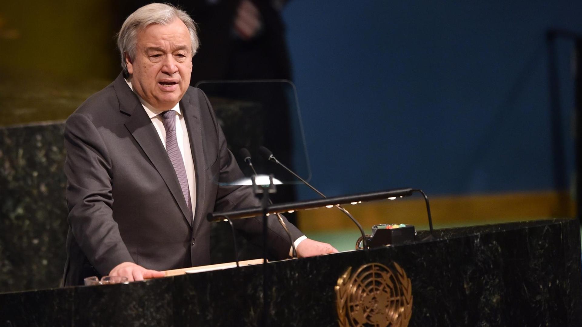 UNO-Generalsekretär Guterres spricht auf der Syrien-Geberkonferenz in Brüssel.