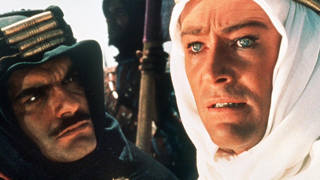 Omar Sharif (l.) und der britisch-irische Schauspieler Peter O'Toole (r.) in dem Wüstenepos "Lawrence von Arabien", für das es insgesamt sieben Oscars gab.