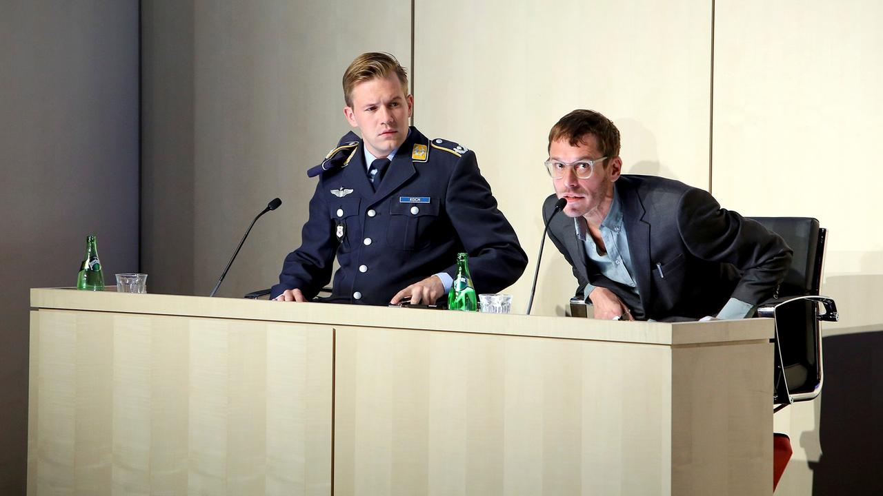 terror ein theaterstück und eine rede