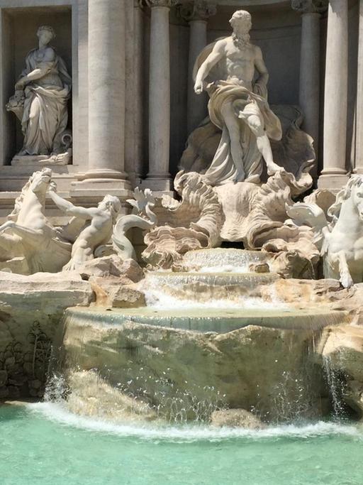 Der Trevi-Brunnen in Rom.