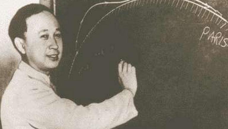Qian Xuesen (1911-2009) Qian Xuesen (1911-2009)