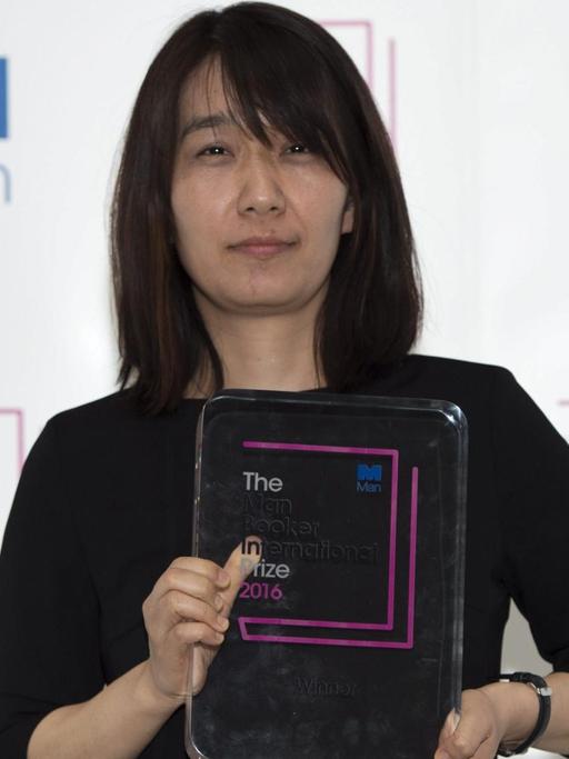 Han Kang aus Südkorea gewann mit ihrem Buch "Vegetarierin" den Man Booker International Price.