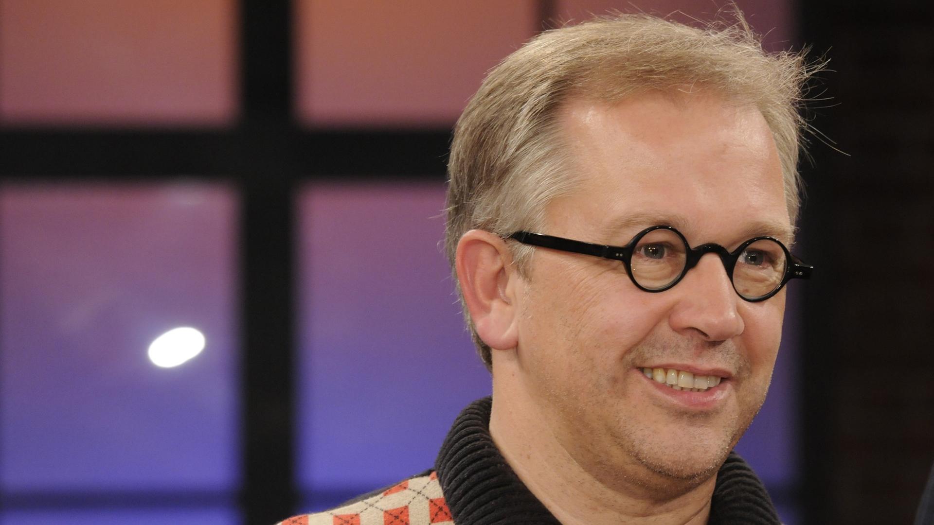 Der politische Kabarettist Robert Griess zu Gast in der WDR Talkshow "Kölner Treff" am 22.08.2014 in Köln. 