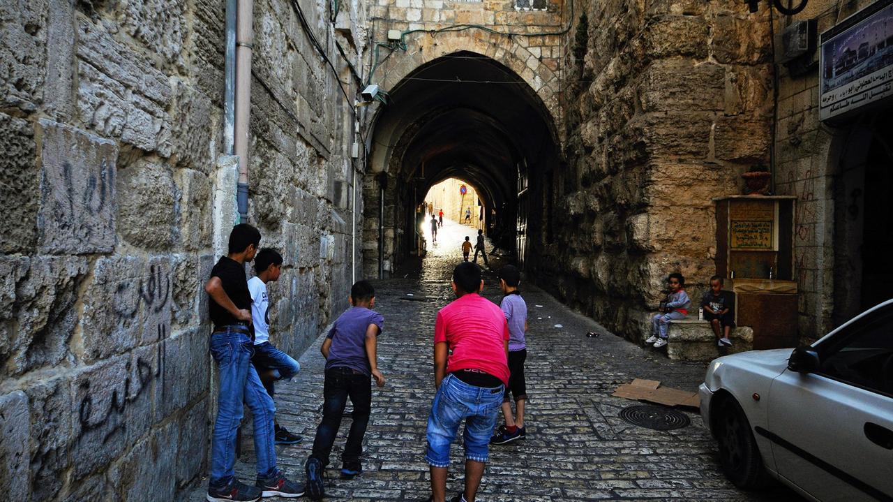 Israel - Kinder in der Altstadt von Jerusalem.