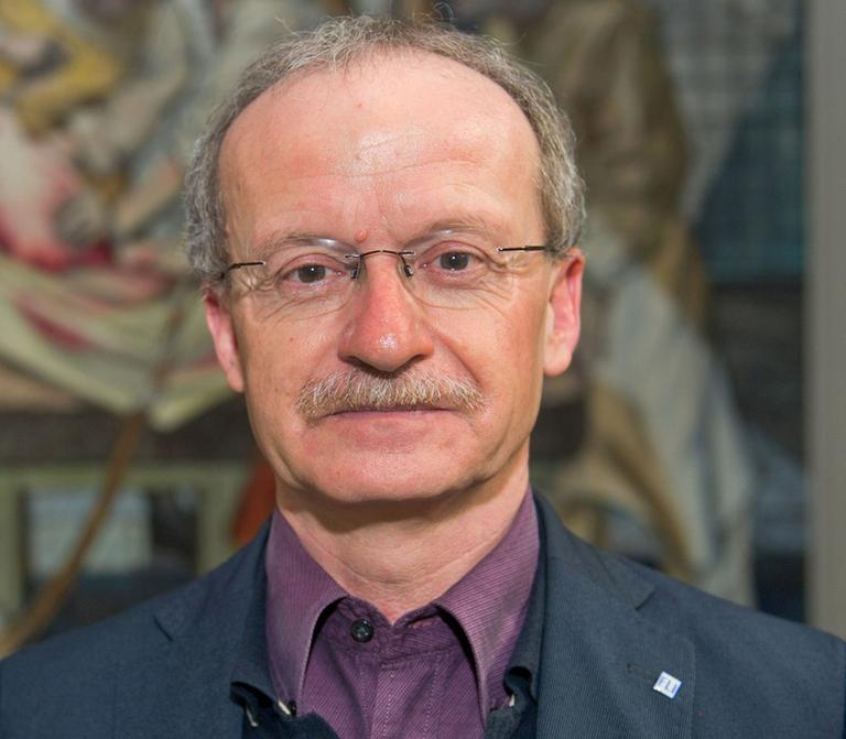Der Präsident des Friedrich-Loeffler-Instituts (FLI), Prof. Dr. Dr. h.c. Thomas Mettenleiter, aufgenommen am 19.02.2014 auf der Insel Riems (Mecklenburg-Vorpommern).