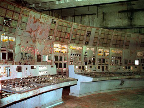 Blick in den Kontrollraum der Reaktoranlage in Tschernobyl