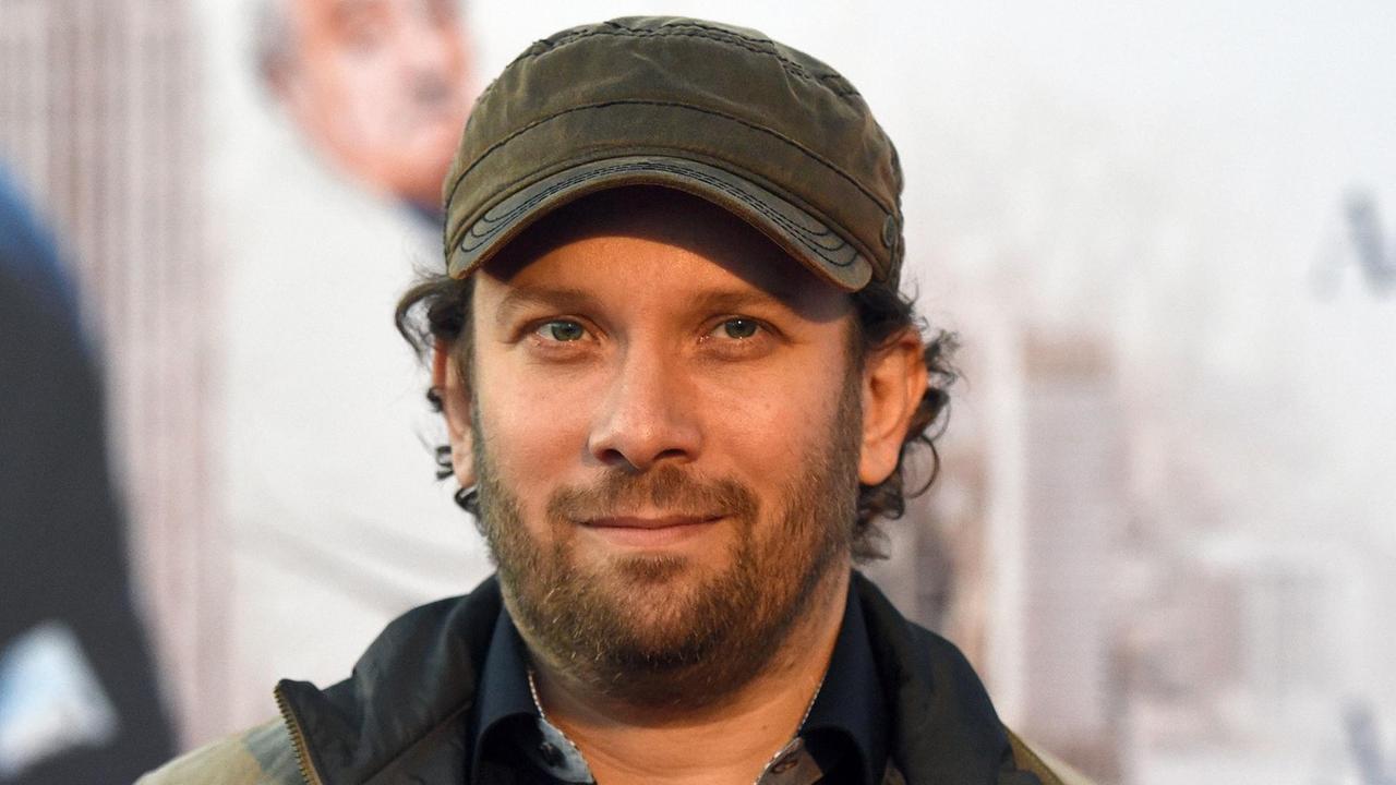 Ein Porträtfoto vom Schauspieler Christian Ulmen 2016 in Düsseldorf bei der Premiere des Kinofilms "Antonio, ihm schmeckt's nicht!". 