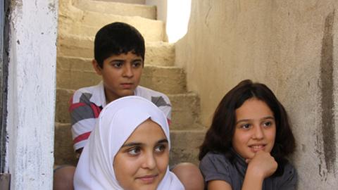 Die drei Kinder der 39-jährigen Samya, die aus Syrien nach Amman geflohen ist.