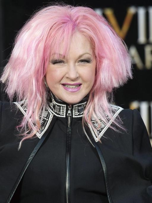 Cyndi Lauper bei den Olivier Awards im Royal Opera House in London im April.