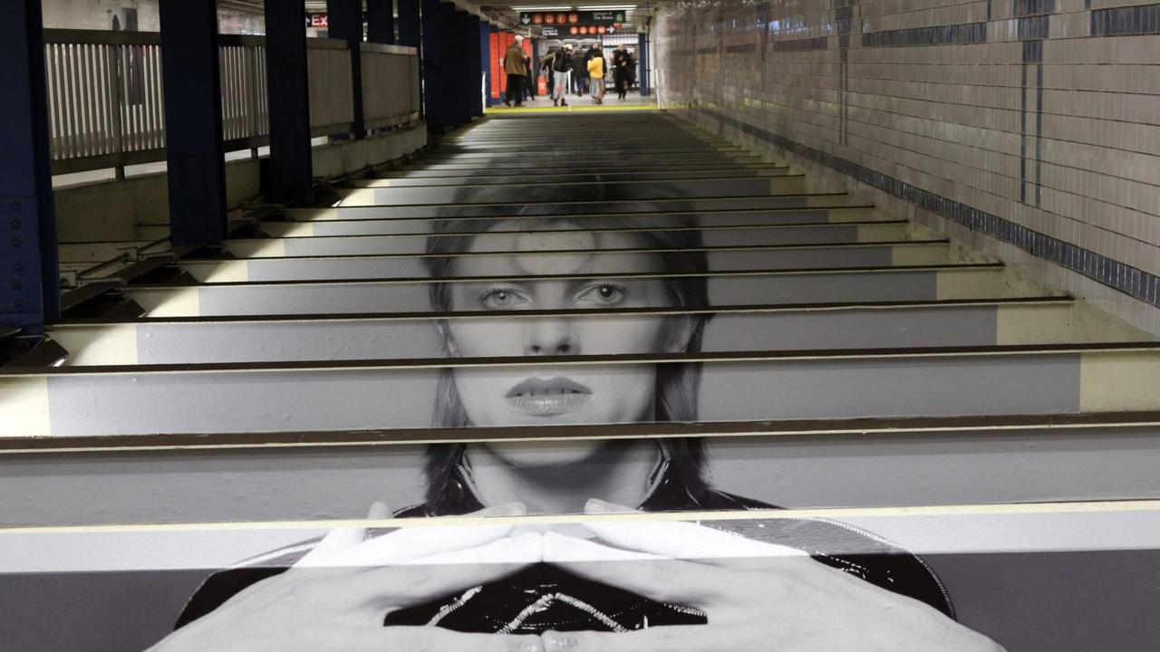 Ein Bild von David Bowie in New York