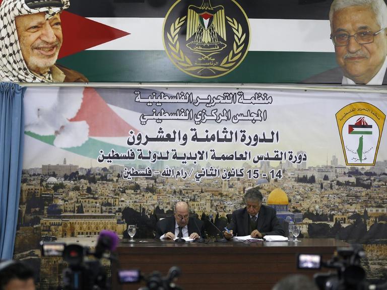Der PLO-Zentralrat verliest eine Abschlusserklärung nach einer zweitägigen Beratung in Ramallah.